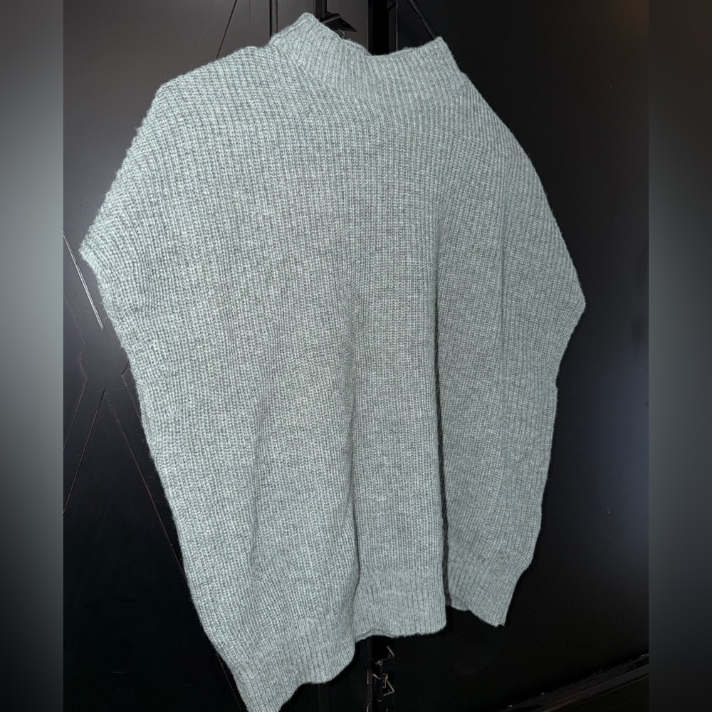 Green High-neck Sweater